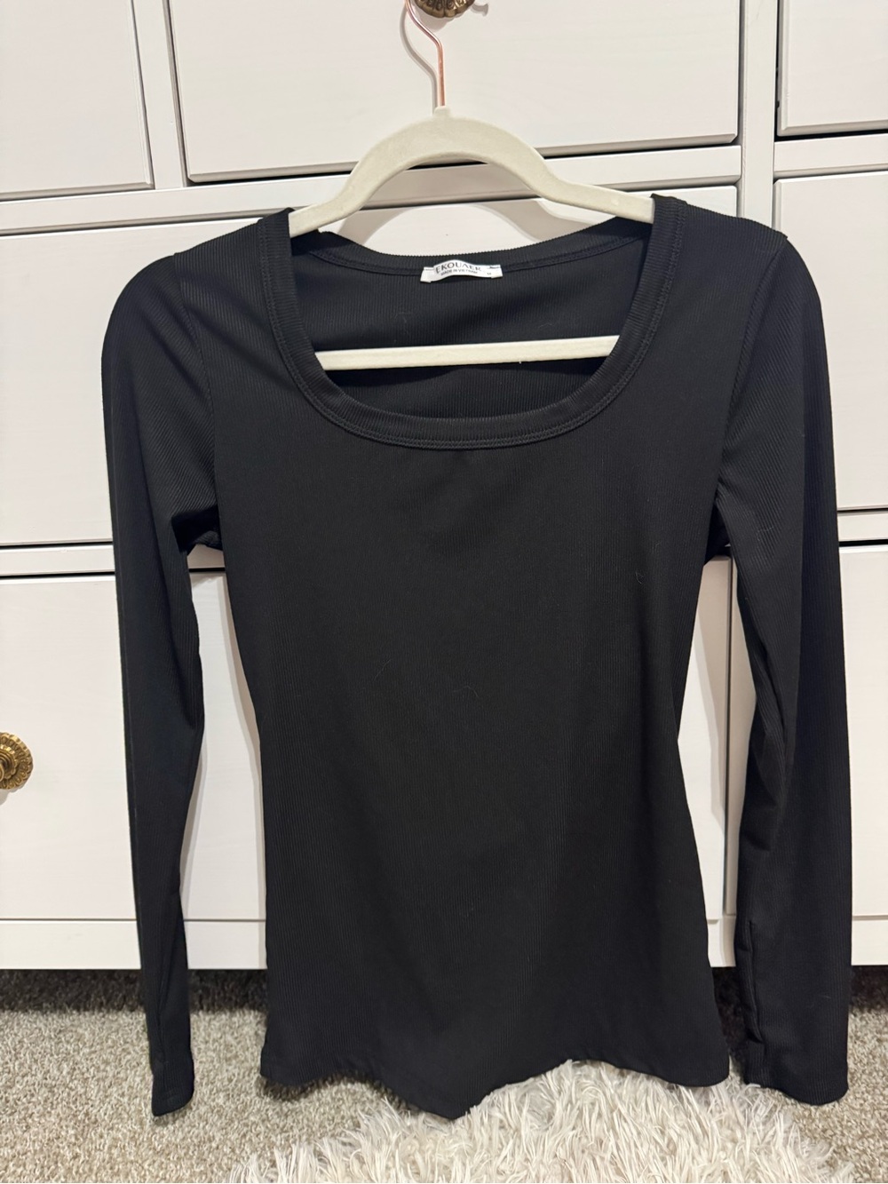Classic Black Scoop-Neck Ribbed Long Sleeve Top